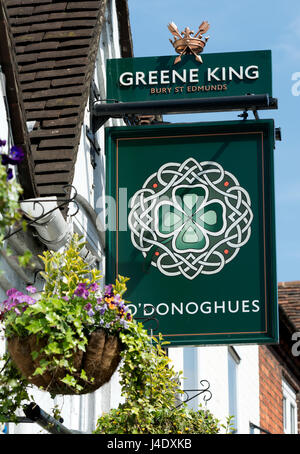 O`Donoghues pub sign, Marlow, Buckinghamshire, England, UK Stock Photo